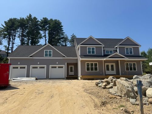 28 Goodwin Dr, Foxboro, MA, 02035-4203 | Card Image