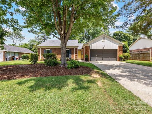 1115 Berry Ridge Rd, Charlotte, NC, 28270-1000 | Card Image