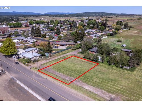 808 S Roosevelt St, Goldendale, WA, 98620 | Card Image