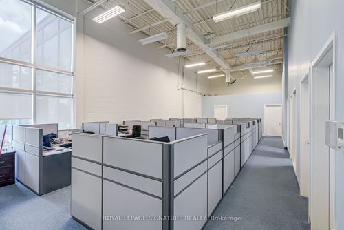 20-145 Traders Blvd E, Mississauga, ON, L4Z3L3 | Card Image