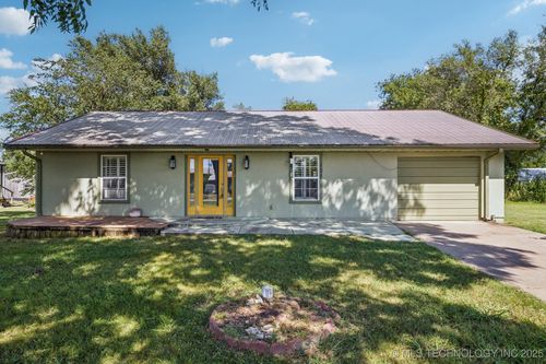 107 S 4th St, Morris, OK, 74445-4803 | Card Image