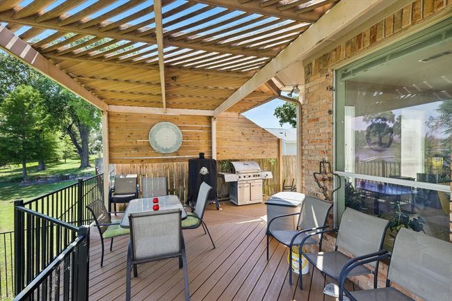 8913 Sunrise Point Ct, House other with 4 bedrooms, 4 bathrooms and null parking in Fort Worth TX | Image 11