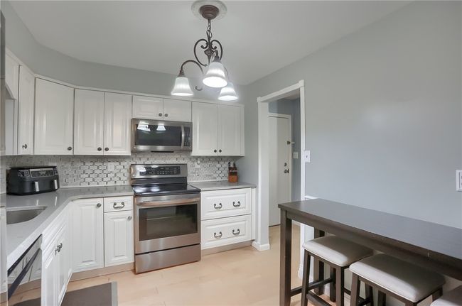 APT-12 - 555 Sloop Rd, Condo with 2 bedrooms, 2 bathrooms and 1 parking in Pittsburgh PA | Image 6