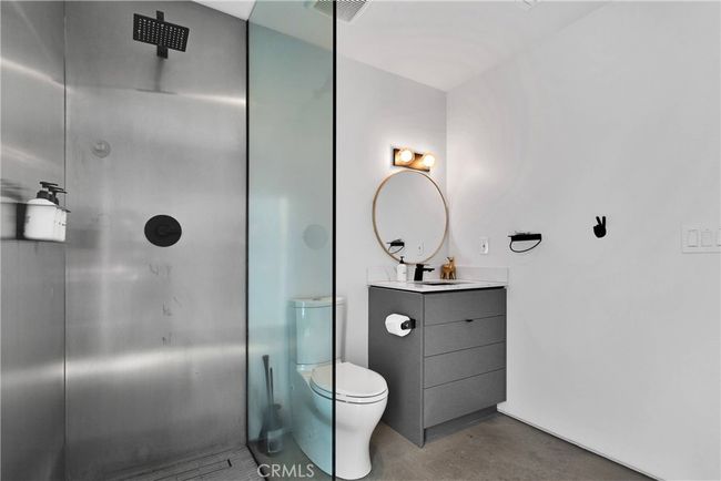 Bathroom 2 | Image 24