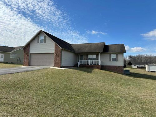 82 Summerwind Ct, Crossville, TN, 38571-1129 | Card Image