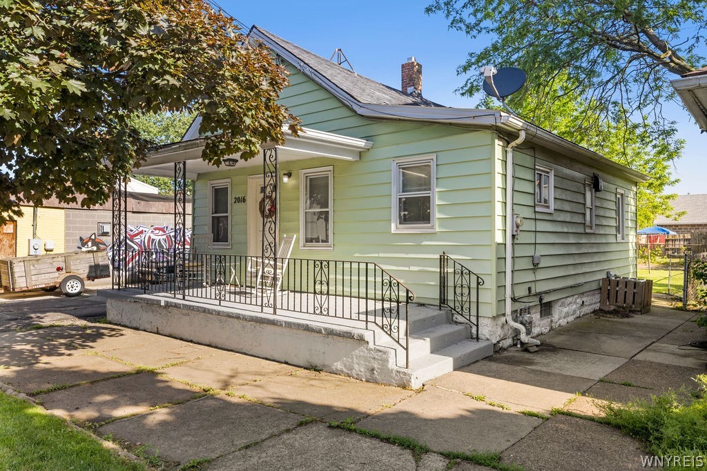 Ferry Ave, Niagara Falls, NY 14301
