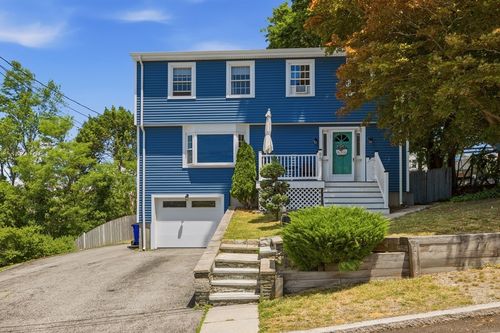 88 Jones St, Fall River, MA, 02720-4120 | Card Image