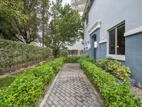 2730-2730 Sw 26th St, Miami, FL, 33133-2114 | Card Image