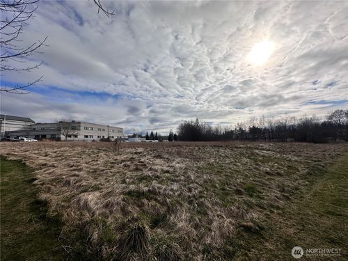 515 W Horton Rd, Bellingham, WA, 98226-7698 | Card Image