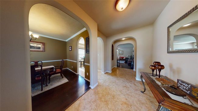 13112 Southern Way Ln, House other with 3 bedrooms, 2 bathrooms and 2 parking in Pearland TX | Image 5