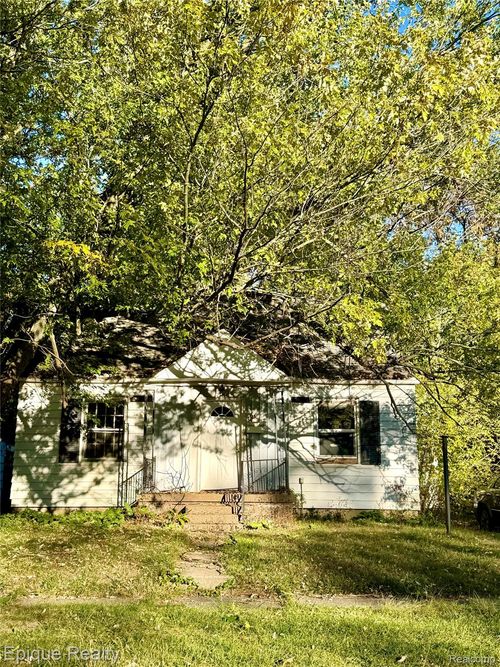 2514 Trumbull Ave, Flint, MI, 48504-2755 | Card Image