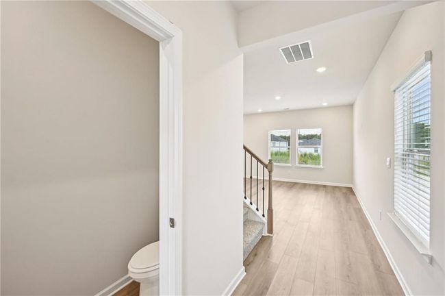2761 Aralynn Way, House other with 3 bedrooms, 3 bathrooms and 2 parking in College Park GA | Image 6