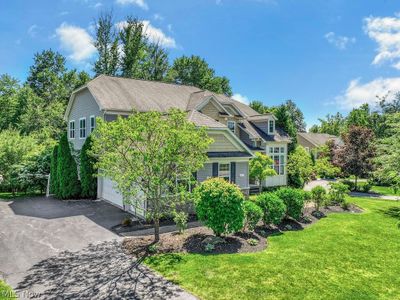 7425 Mystic Ridge Road, House other with 4 bedrooms, 4 bathrooms and null parking in Chagrin Falls OH | Image 3