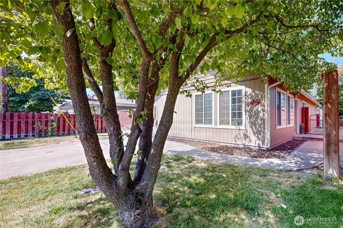 514 School Ave, Walla Walla, WA, 99362-3648 | Card Image