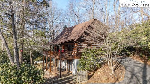 535 Fair Park Dr, Blowing Rock, NC, 28605-9675 | Card Image