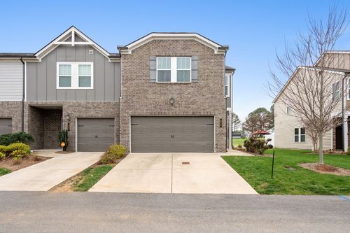 420 Palmetto Dr, Columbia, TN, 38401-2993 | Card Image