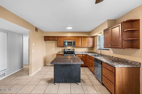 707 W 41st Street, Tucson, AZ, 85713 | Card Image