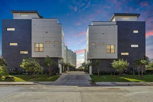 204-1813 Park Ave, Dallas, TX, 75215-1244 | Card Image