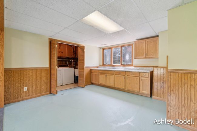 family room | Image 24