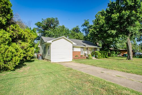816 Alice St, Denton, TX, 76201-2856 | Card Image
