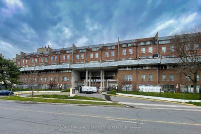 255 - 10 Eddystone Ave, Condo with 3 bedrooms, 2 bathrooms and 1 parking in North York ON | Image 2