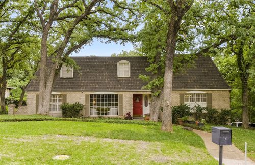 3704 Lynnwood Dr, Arlington, TX, 76013-1122 | Card Image