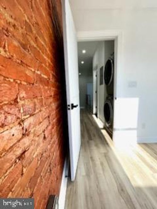 3044 N 8th St, PHILADELPHIA, PA, 19133-2020 | Card Image