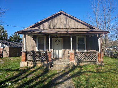 807 Coeburn Rd, Wise, VA, 24293-7907 | Card Image