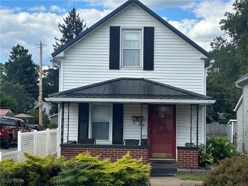 1124 Chestnut St, Coshocton, OH, 43812-1322 | Card Image