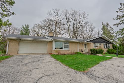 6325 Keokuk Rd, Indian Head Park, IL, 60525-4341 | Card Image
