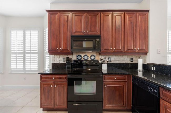 APT-1425 - 5 Ocean Crest Way, Condo with 3 bedrooms, 2 bathrooms and null parking in PALM COAST FL | Image 12