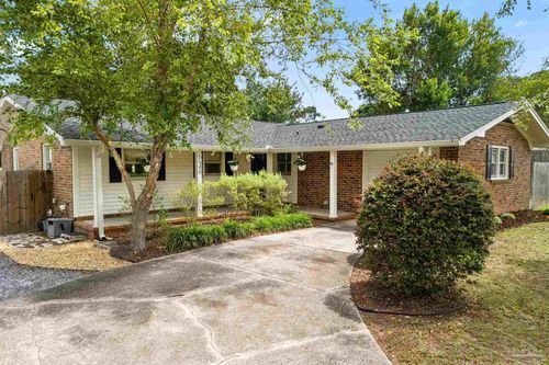 5540 Leesway Blvd, Pensacola, FL, 32504-8422 | Card Image