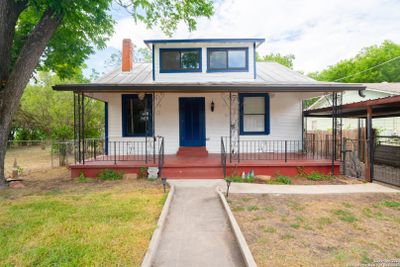 325 Jennings Ave, House other with 3 bedrooms, 2 bathrooms and null parking in San Antonio TX | Image 1