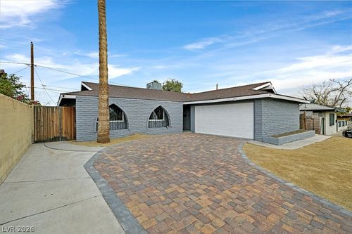 4516 E Flamingo Rd, Las Vegas, NV, 89121-4750 | Card Image