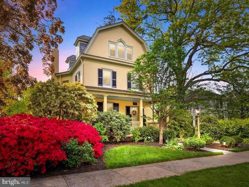 194 N Chancellor St, NEWTOWN, PA, 18940-2204 | Card Image