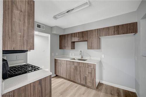 500 N 21st St, Las Vegas, NV, 89101-3303 | Card Image