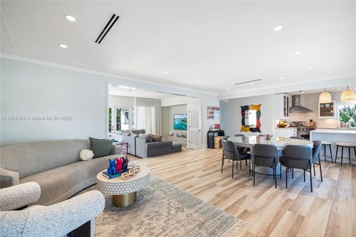 1260 99th St, Bay Harbor Islands, FL, 33154-1102 | Card Image