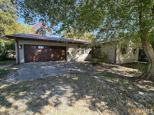 602 S 10th St, Petersburg, IN, 47567-1825 | Card Image