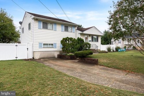 613 Williams Ter, RUNNEMEDE, NJ, 08078-1249 | Card Image