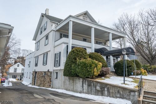 71 Washington St, Morristown, NJ, 07960-8651 | Card Image