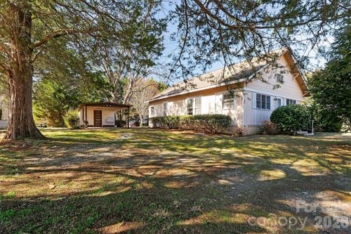 137 Duke St, Granite Falls, NC, 28630-1855 | Card Image