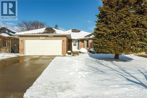 972 Rosedale Ave, Sarnia, ON, N7S1Z3 | Card Image