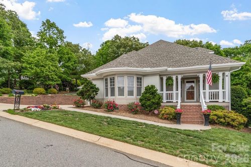 6 Creekside Way, Asheville, NC, 28804-1763 | Card Image