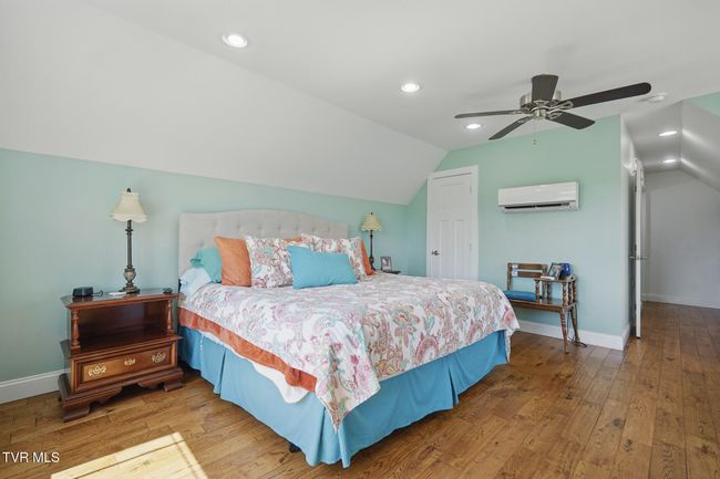 313 Treadway Trl, House other with 3 bedrooms, 3 bathrooms and null parking in Jonesborough TN | Image 39