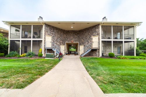 301-301 Park Deville Pl, COLUMBIA, MO, 65201 | Card Image