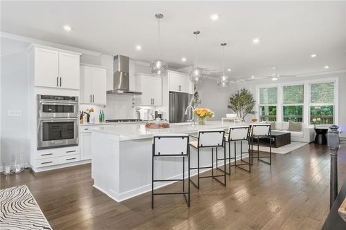 1342 Stanley Park Dr, Decatur, GA, 30033-4429 | Card Image