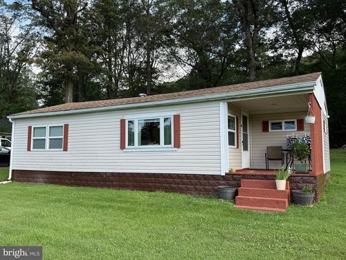 1121 Nemeth Rd, COOPERSBURG, PA, 18036-9642 | Card Image
