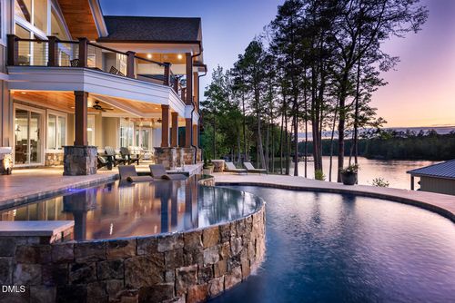 431 Estate Rd, Semora, NC, 27343-7194 | Card Image