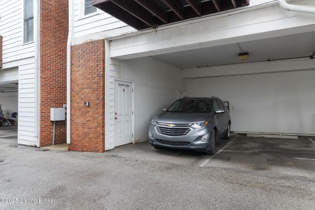 10601 Norton Commons Walk, Condo with 2 bedrooms, 2 bathrooms and null parking in Prospect KY | Image 26