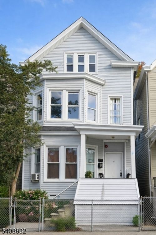 711 E 18th St, Paterson, NJ, 07501-3472 | Card Image